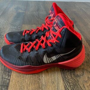 Nike Hyperdunk 2013 Orange Red Black Basketball Shoes  Size 8
